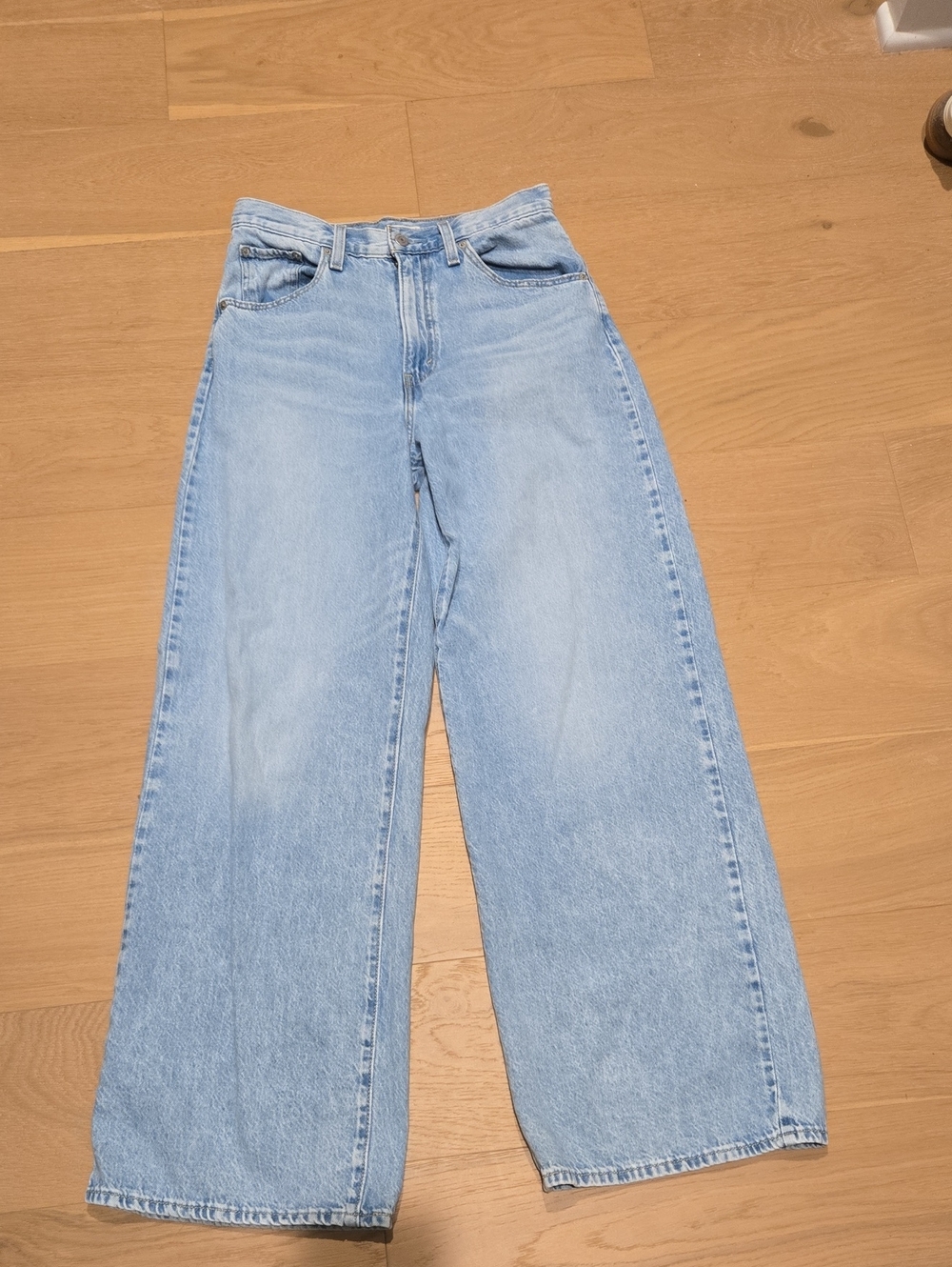 Levi's High Rise Cinch Baggy Jeans